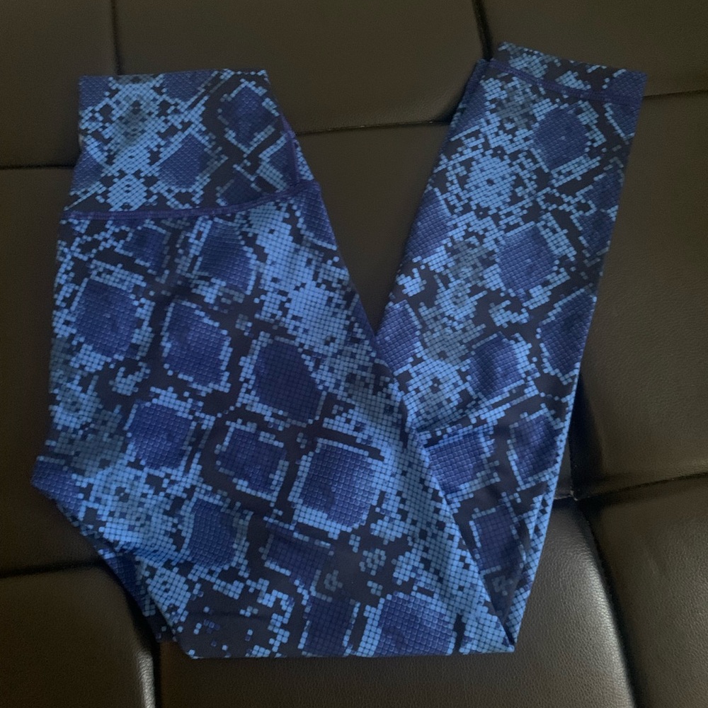 Lulu lemon sz4